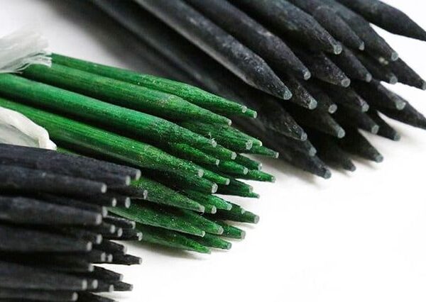 Tutor Macizo Plastificado Anti Plagas Tutor Macizo Plastificado Anti Plagas 90cm